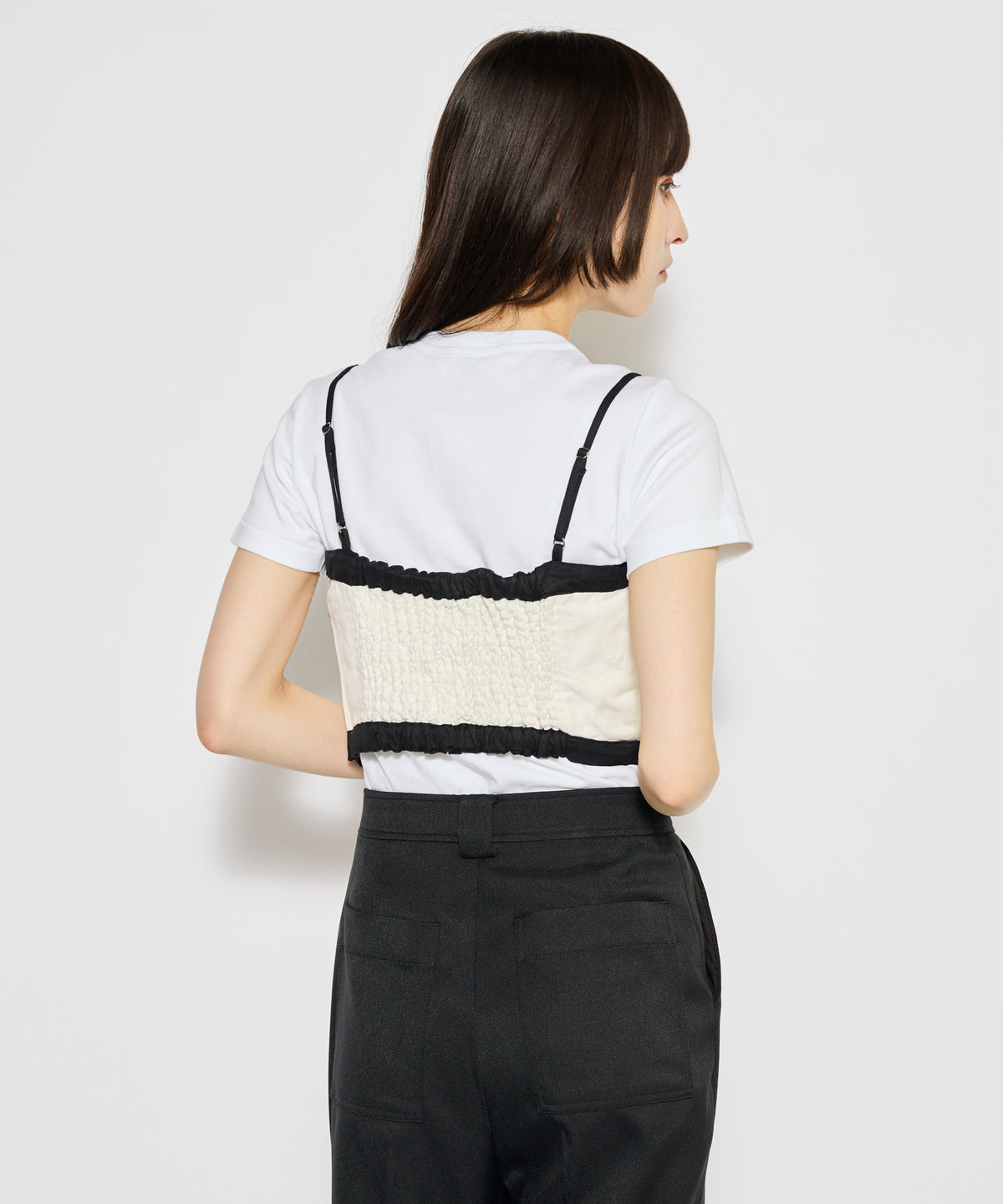 【WOMEN】LEIN コットンリネンアリ刺繍ビスチェ