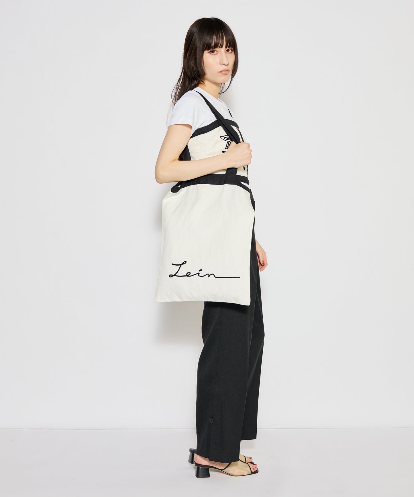 【MEN,WOMEN】LEIN コットンリネンアリ刺繍トートバッグ