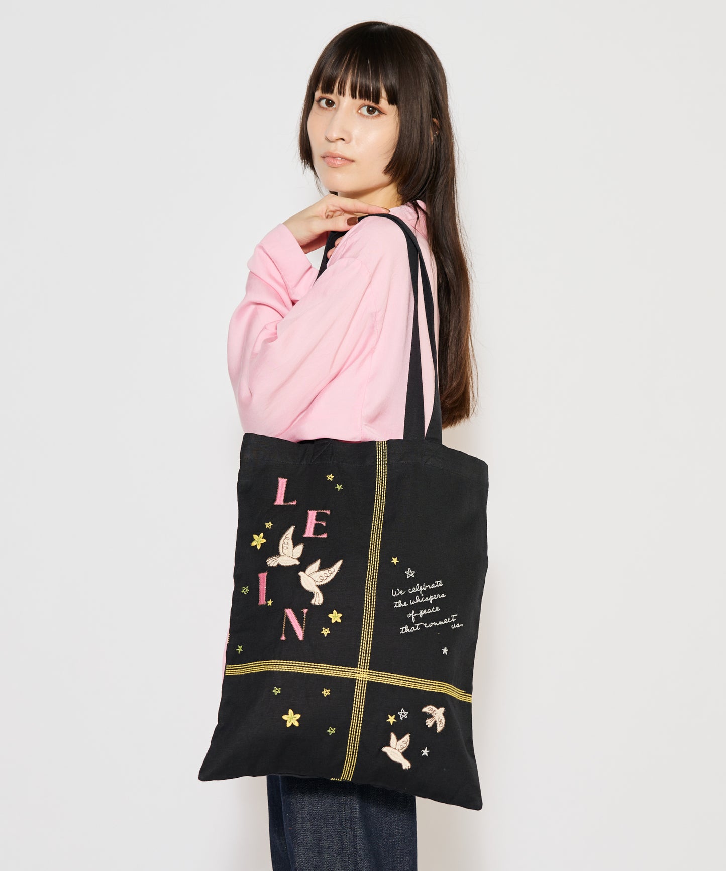 【MEN,WOMEN】LEIN お絵描きパッチワーク刺繍トートバッグ