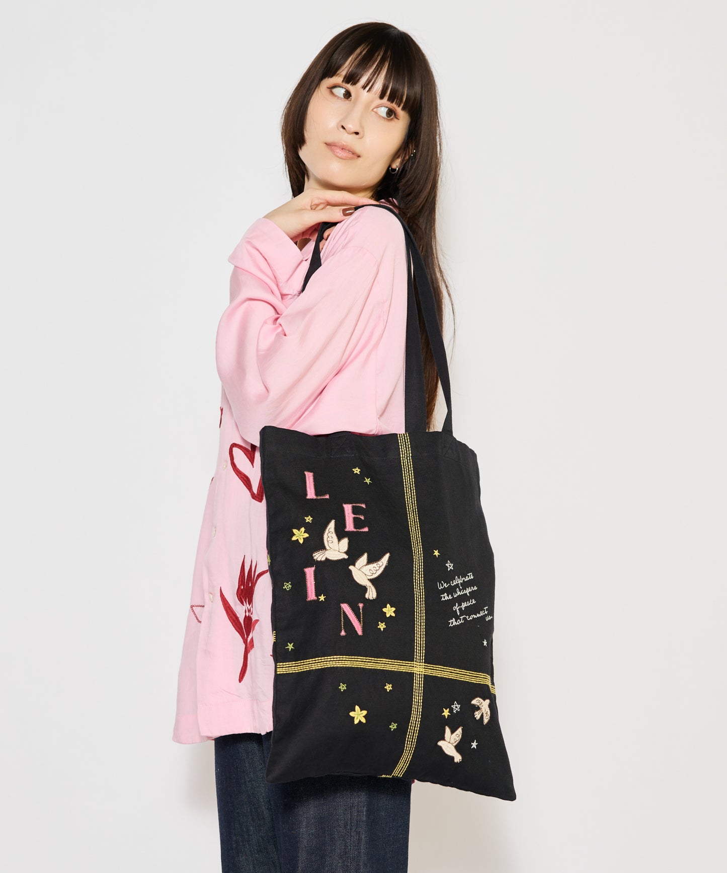 【MEN,WOMEN】LEIN お絵描きパッチワーク刺繍トートバッグ