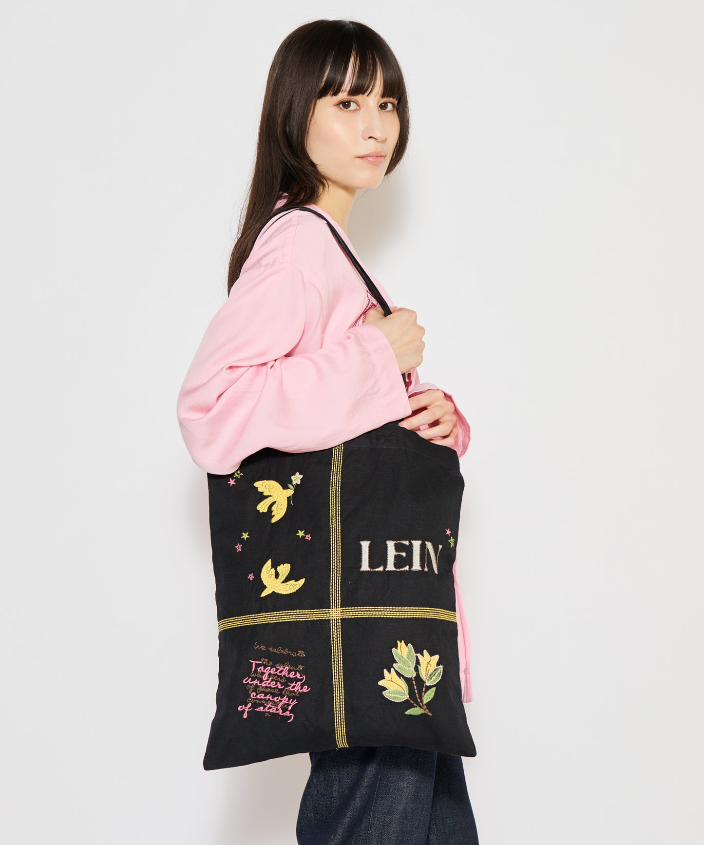 【MEN,WOMEN】LEIN お絵描きパッチワーク刺繍トートバッグ