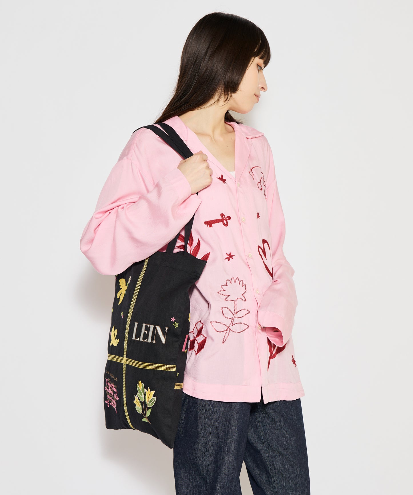 【MEN,WOMEN】LEIN お絵描きパッチワーク刺繍トートバッグ