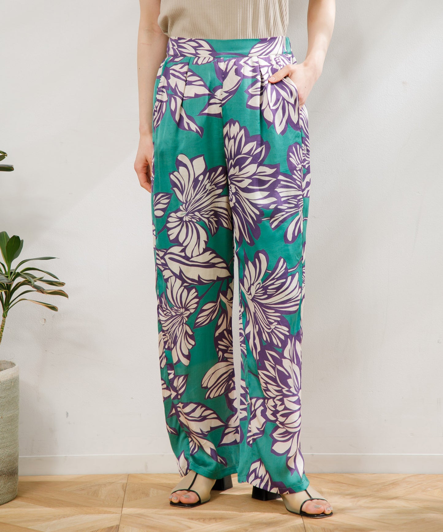 【WOMEN】LEIN / 総柄プリントイージーパンツ