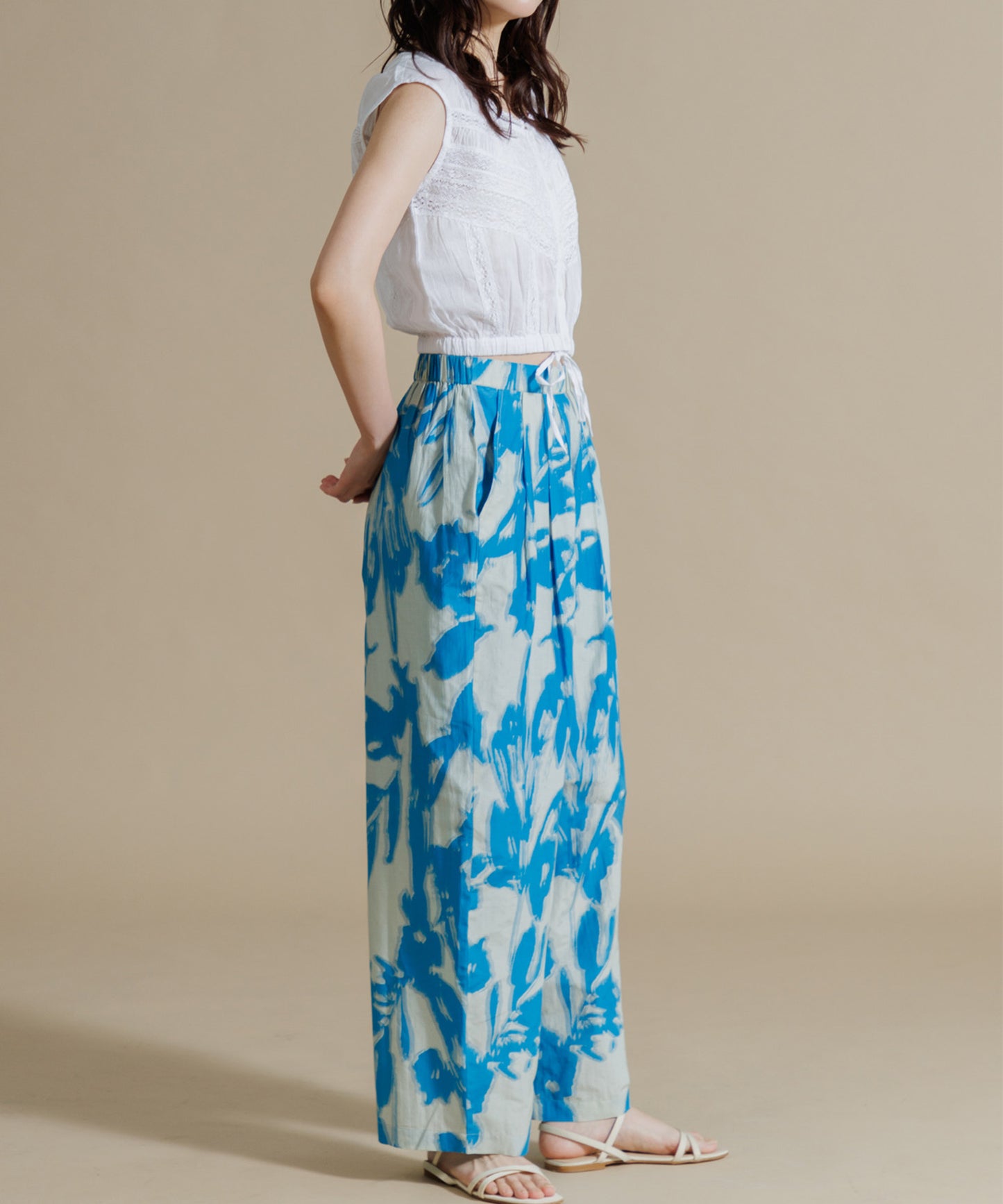 【WOMEN】LEIN / コットンシルクリーフプリントパンツ