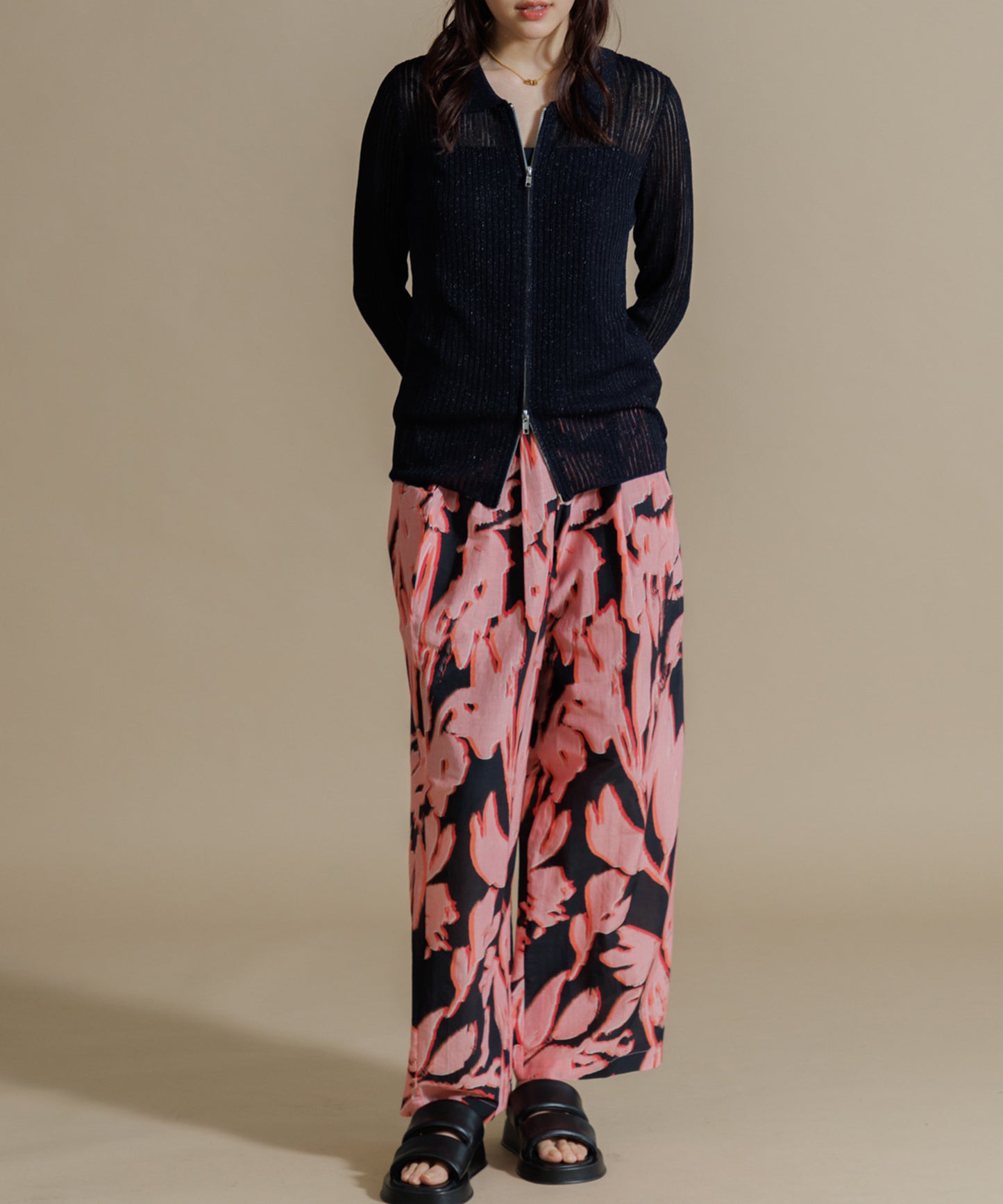 【WOMEN】LEIN / コットンシルクリーフプリントパンツ