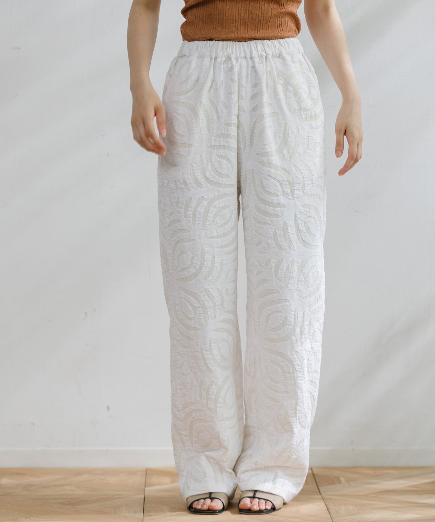 【WOMEN】LEIN / ハンドステッチ総柄イージーパンツ