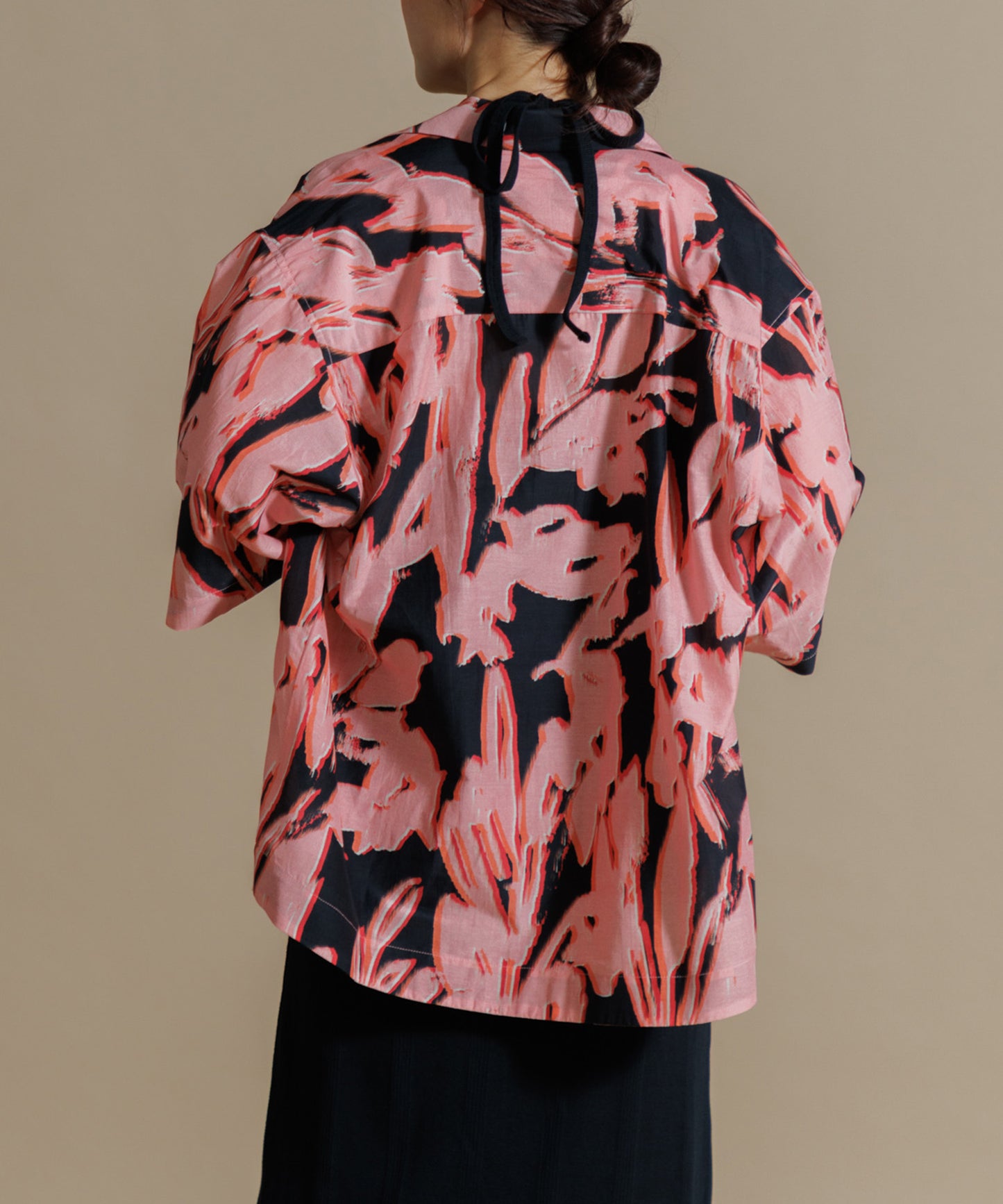 【MEN , WOMEN】LEIN コットンシルクリーフプリントシャツ　